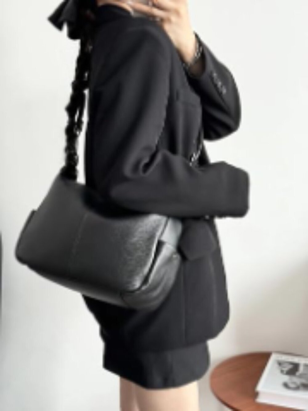 Genuine Leather Messenger Hobo Crossbody Bag with Adjustable Straps - Picture 3 of 7